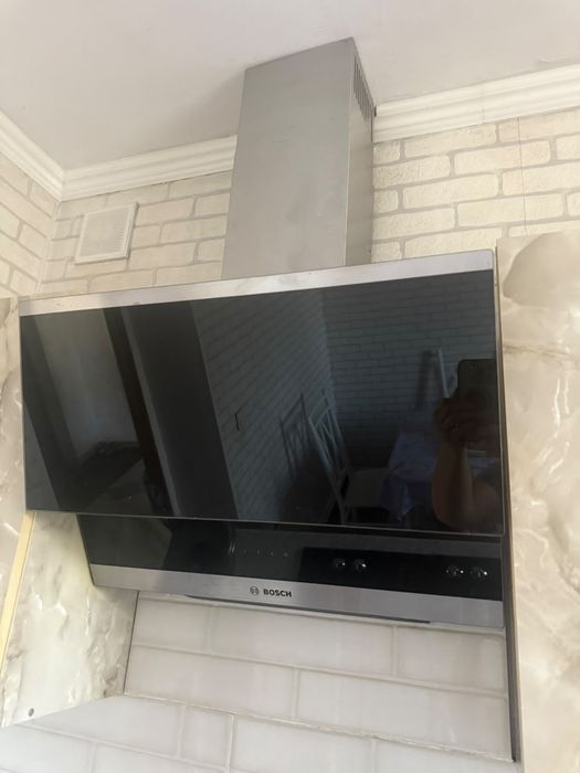 Вытяжка Bosch новый