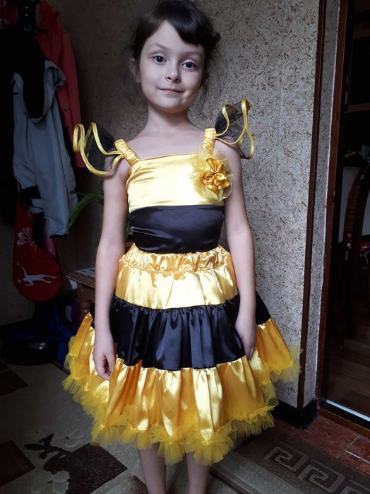 Карнавальные костюмы Кукла Пчёлка Дрессировщица