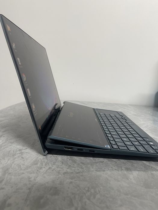 ASUS ZenBook Duo 14 – i5 11th Gen / 16GB RAM / 2 ECRANE / SUPER OFERTĂ