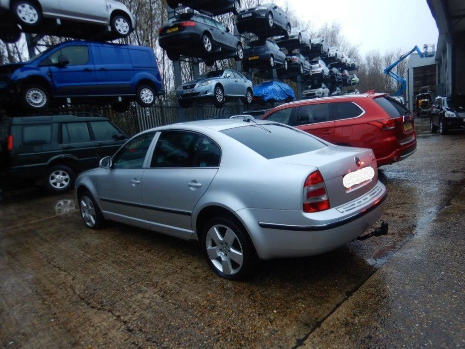 Pompa motorina rezervor Skoda Superb 2007 Berlina 2.5 TDI