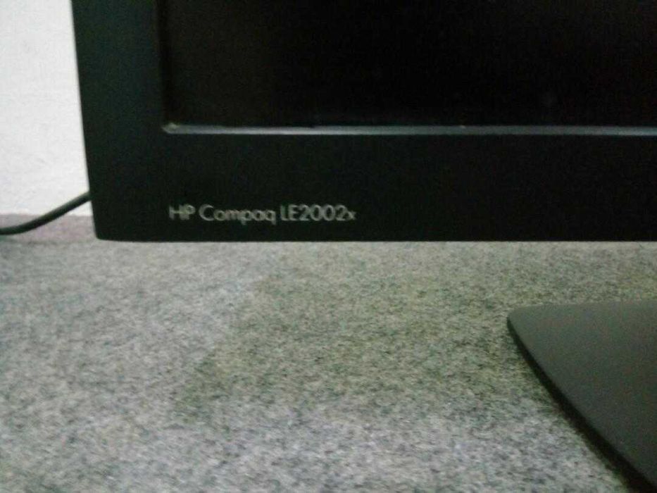 20" Монитор НР le2002x