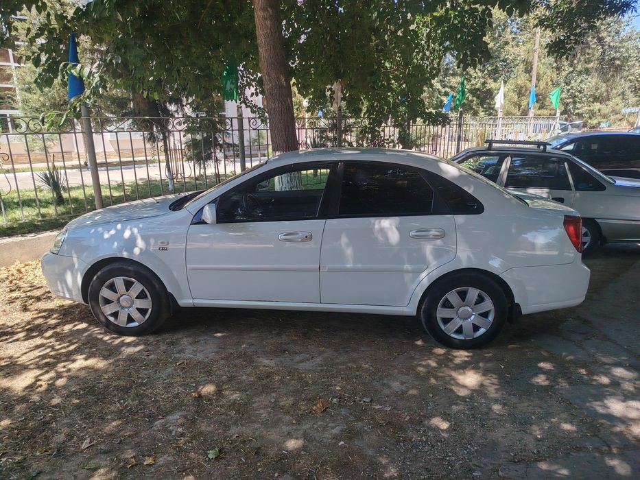 Chevralet Lasetti 1.8