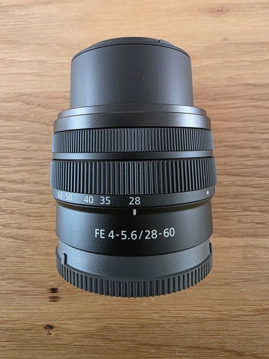 Obiectiv full frame Sony 28-60 f4-5.6 nou (0 cadre 0 min filmare)