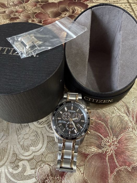 Ceas Citizen Eco-Drive sau schimb cu Tissot prx ….se vede zgarietura