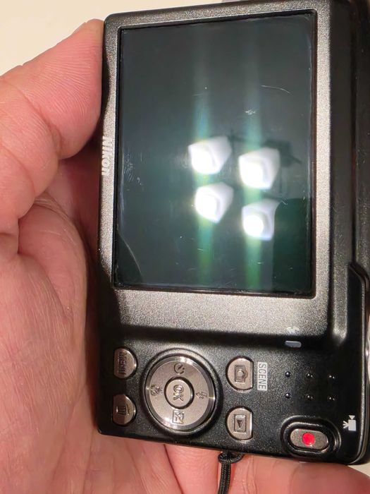 Y2K Aparat foto digital compact Nikon Coolpix S3100 Gold 14MP 5xZoom