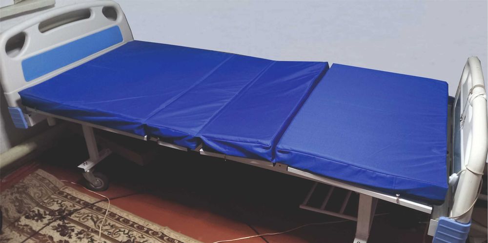 Продам кровать медицинскую.