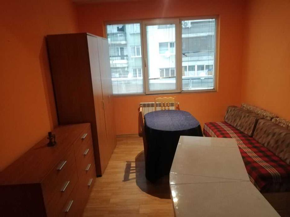 Дава се под наем Двустаен апартамент в София, Хиподрума - 50 кв.м за 348.84 € - Снимка #2