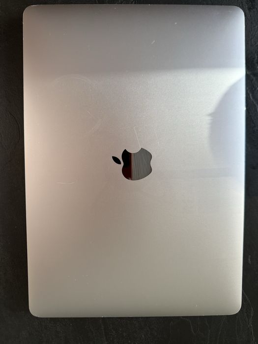 MacBook Pro 13″ 2018 – 8GB RAM, Intel i5, Complet Functional