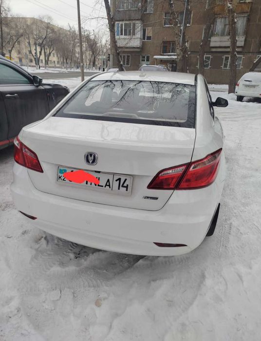 Продам автомобиль Чанган- еадо