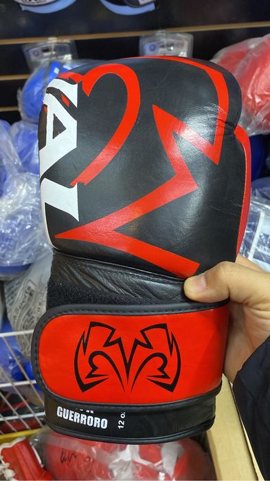 Боксерские перчатки всех моделей и размеров