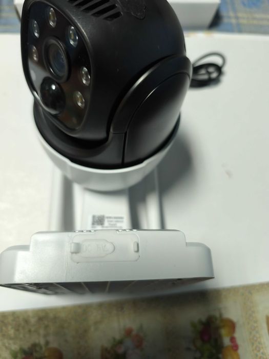 Camera supraveghere IP 4G cu panou solar