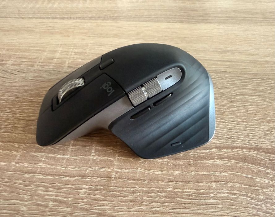 Vând Mouse Wireless Logitech MX Master 3 for Mac - Stare Impecabilă