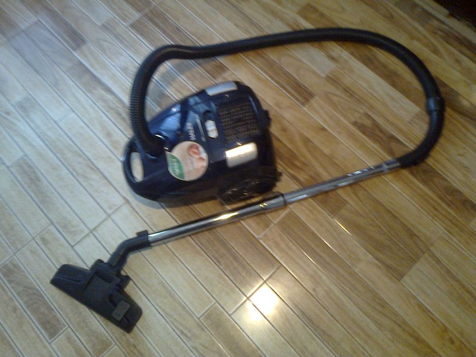 Пылесос HALEY мод. VC-HL 02 1600W