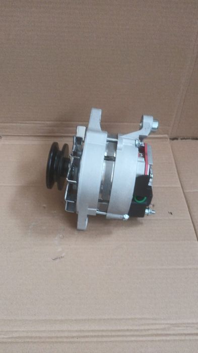 Alternator tractor New Holland 24v , potrivit seriilor:
Serie TK65 TK7