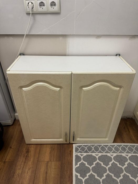 продам кухонный гарнитур и плиту