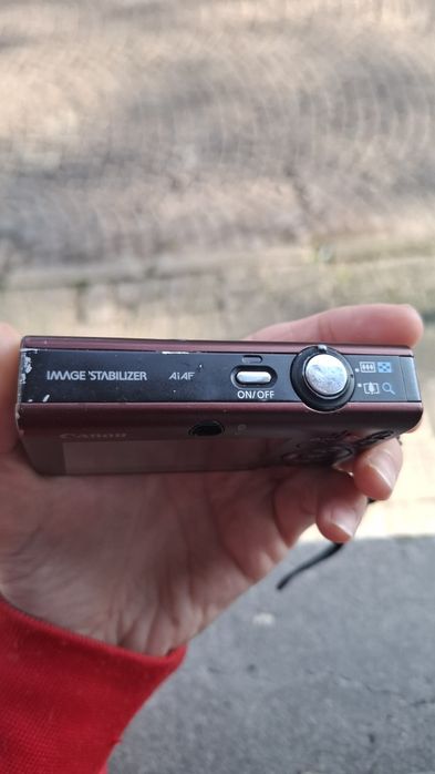 Компактен дигитален фотоапарат Canon PowerShot SD1100 IS