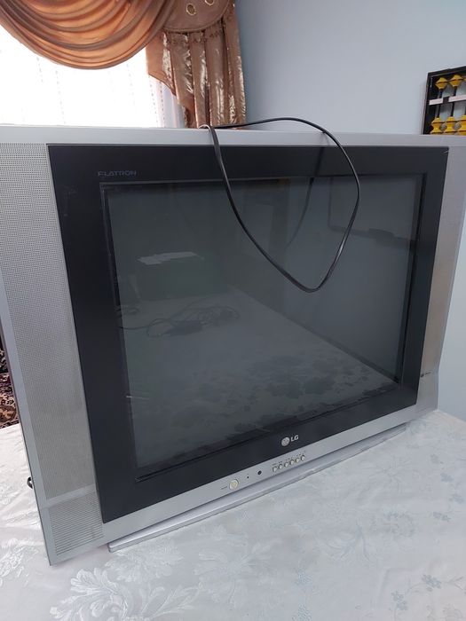 Телевизорлар сотилади огир Эски русумдаги