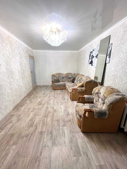 Продаётся 3 комн квартира