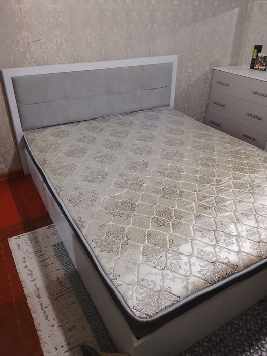 Спальная гарнитура