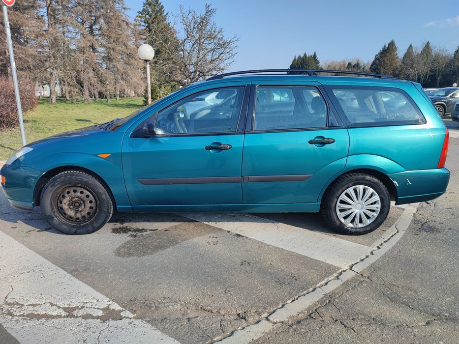 Продавам Форд фокус 1.6 бензин газ