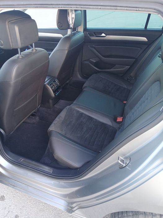 Продавам VW Passat 2.0 TDI BLUMOTION