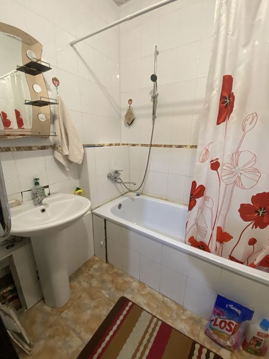 Продаётся 3-х комнатная в Аксай-1