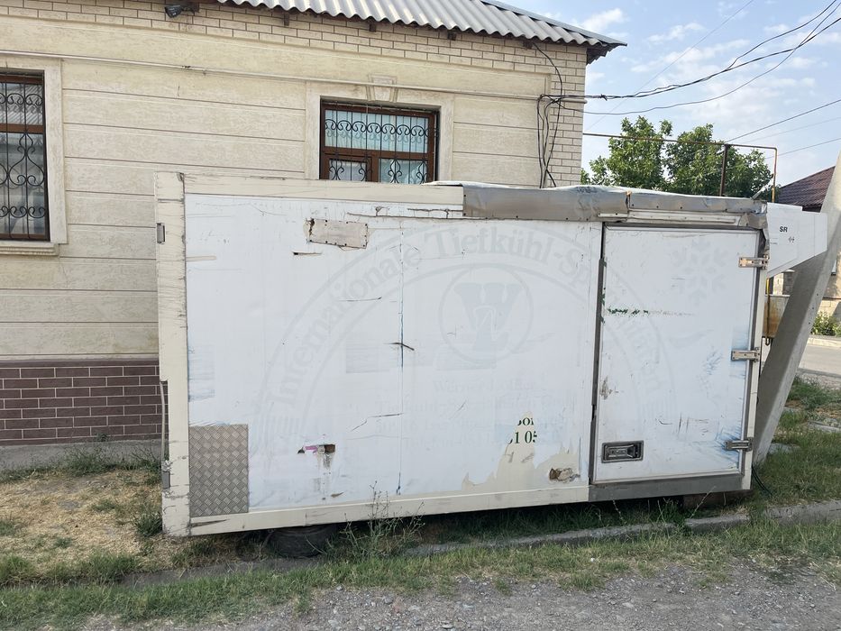 Продается бутка холодильник в хорошем состоянии