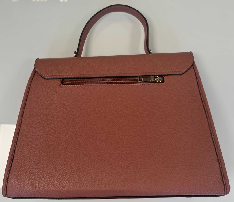 Дамска кожена чанта