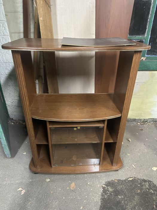 Отдам даром тумбу