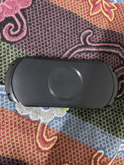 Продам приставку psp