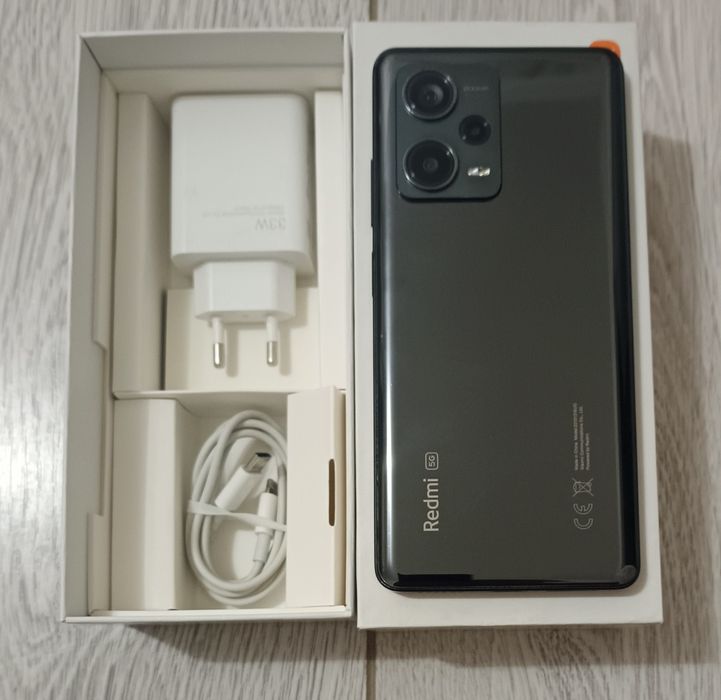 Продам Телефон Redmi not 12 + 5G 256 гб