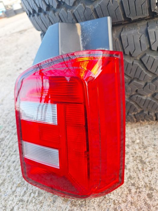 Десен Стоп Hella За Volkswagen T6  Фолксваген Т6 от 2015-2020 Година