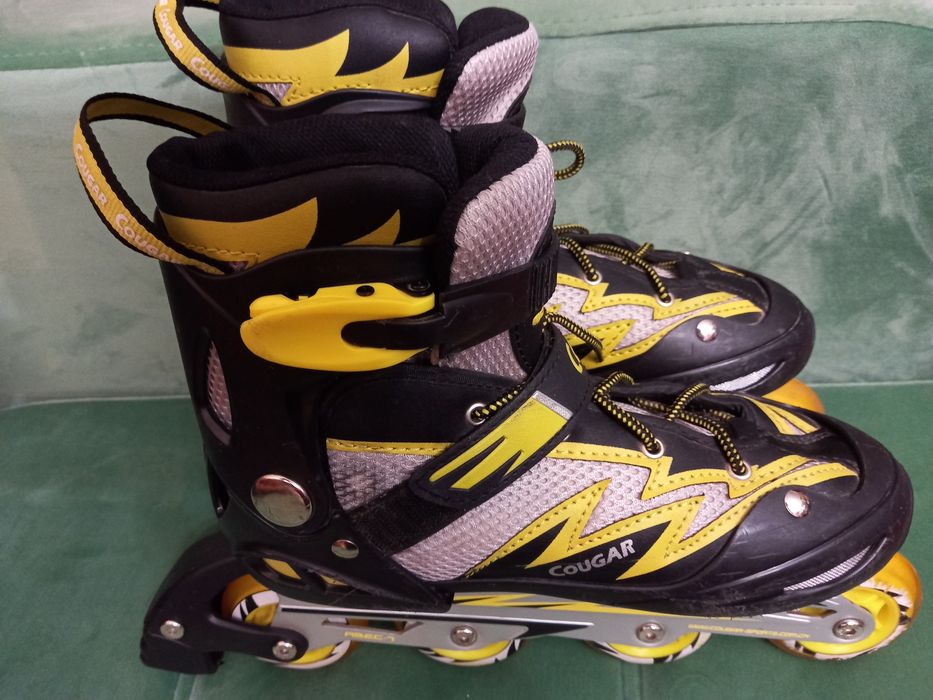 Роликовые коньки фирмы ,,Cougar,,  р.38-41.