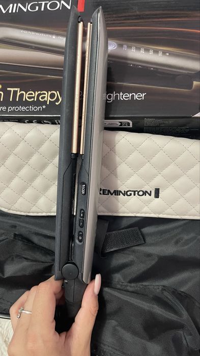 Пресата за коса Remington S8590 Keratin Therapy Pro