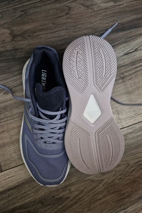 Adidas Durano 10 дамски маратонки 38 р-р