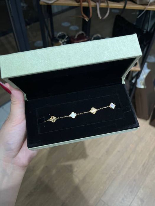 Мини браслат Van & Cleef arpels