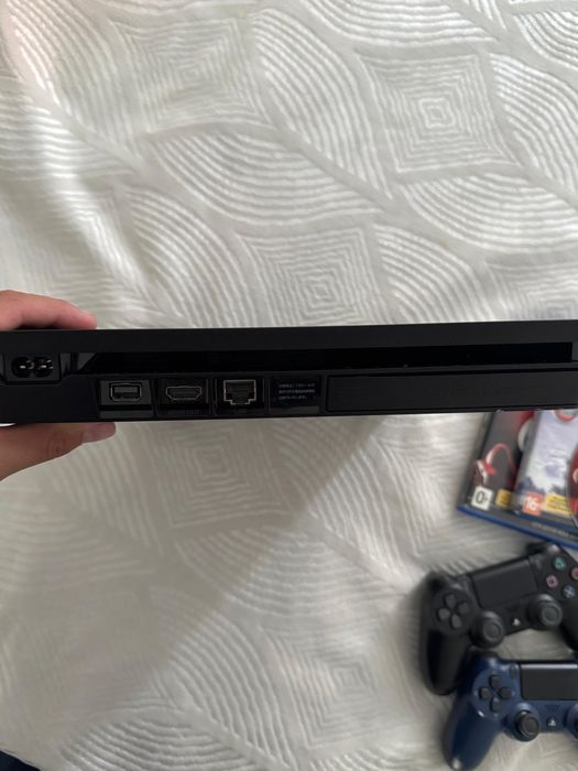 Playstation 4 slim срочно!