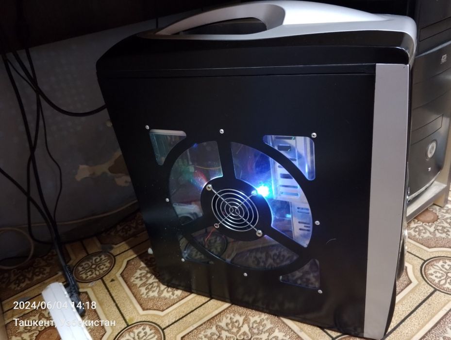 Компьютерный кейс