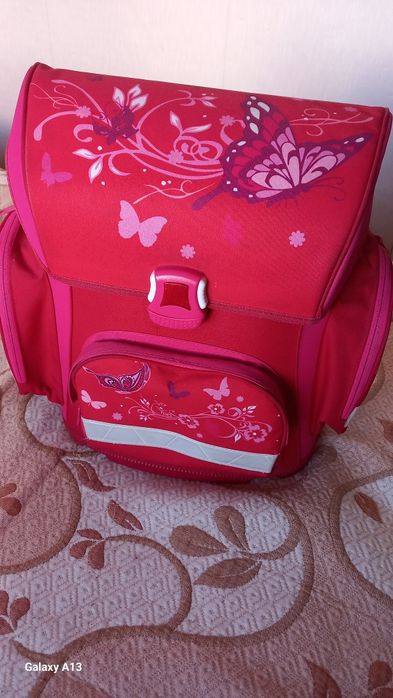 Ученическа раница за момиче