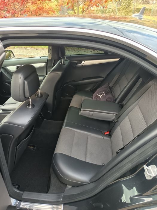 Mercedes-Benz C200 W204 Avantgarde | 1.8 Benzină | 184 CP | 2011