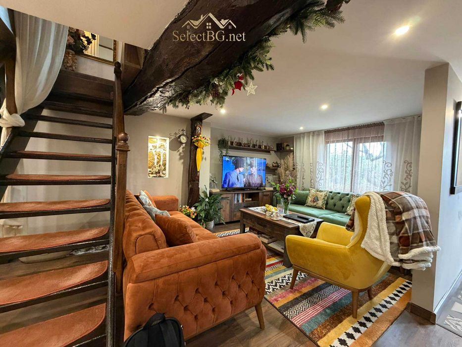 Реновирана къща в близко село до Велико Търново