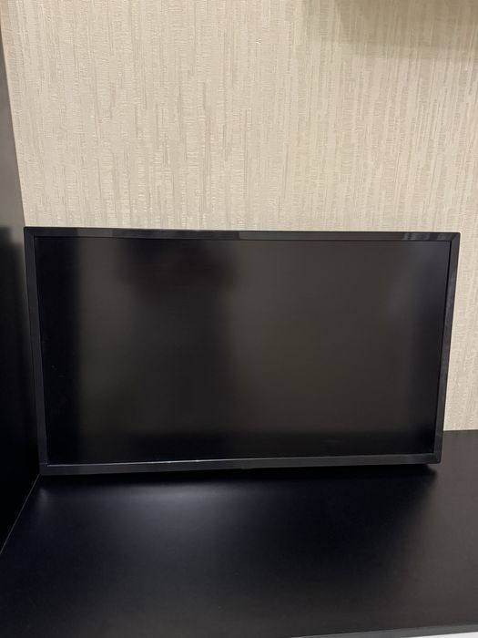Телевизор Smart без ножек и крепления
