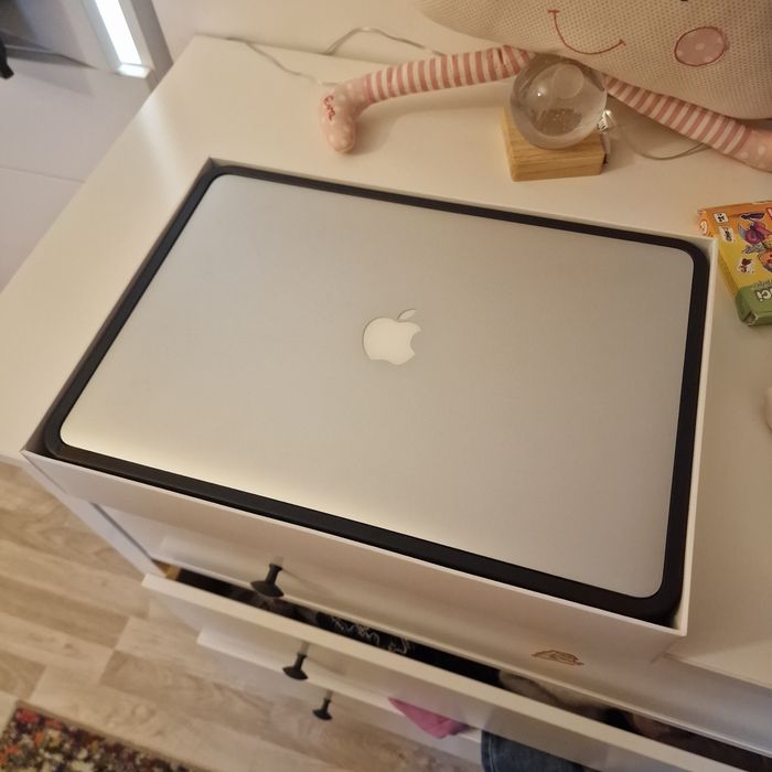 MacBook Pro 15 Retina i7 16GB RAM stare ca nou