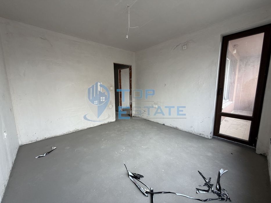 Продава се Тристаен апартамент в Велико Търново, Бузлуджа - 150 кв.м за 1154 €/кв.м - Снимка #8