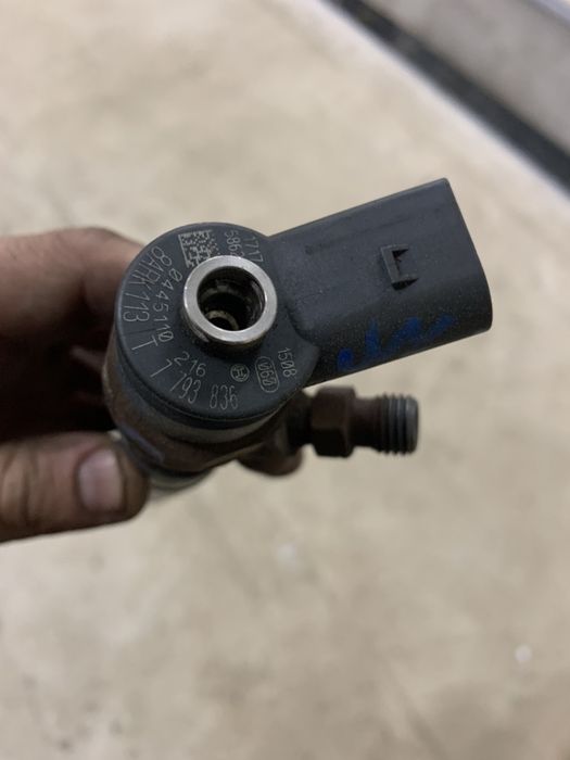Injector injectoare e60/e61/ e90 /e91  E65 525D 530d 218 C