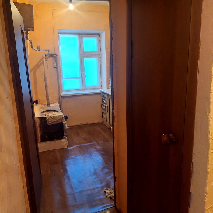 Срочно Пәтер 2-бөлмелі 2-этаж МПС