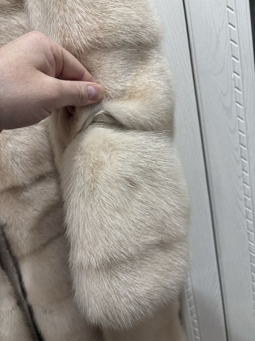 Продам норковую шубу