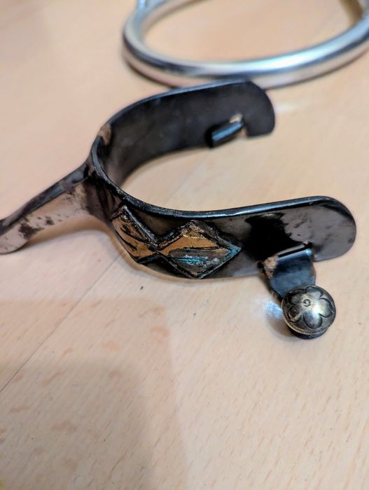 Италиански принадлежности за коне