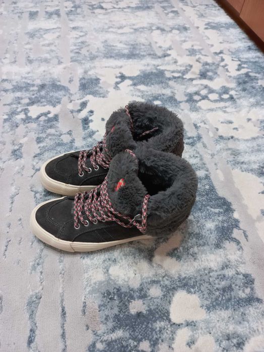 Ботинки замшевые для девочки