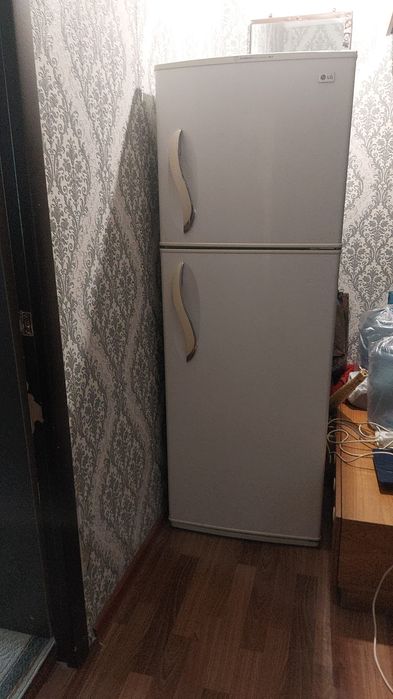Холодильник LG ...